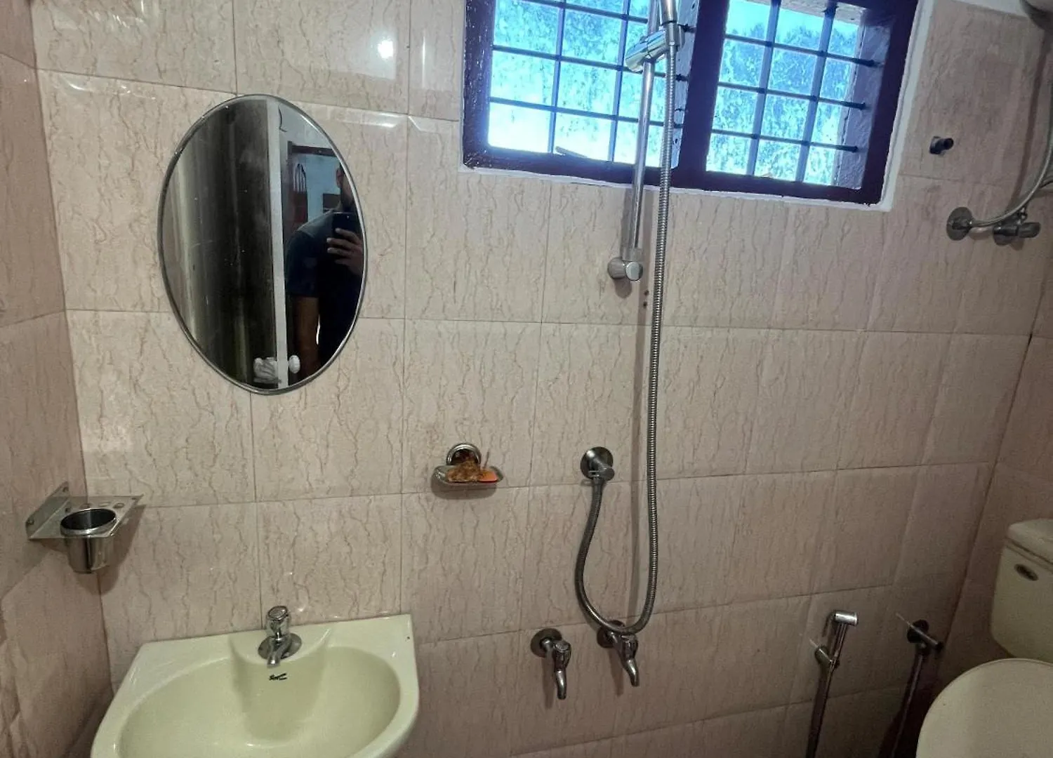 Flora Apartments Kuttikkanam Pirmed Индия